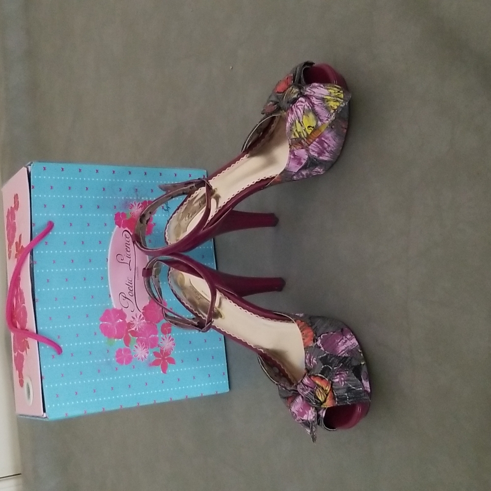 💕POETIC LICENSE LONDON STILETTOS👠
